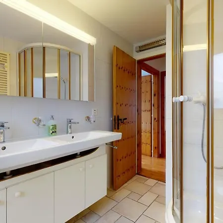 In For 7 Persons, Covered Parking * Crans-Montana